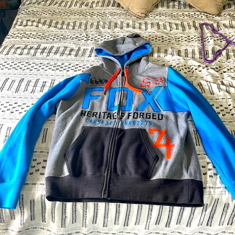 Fox racing zipper up
